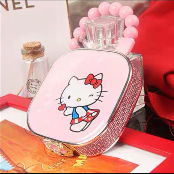 Hello Kitty Other - Hello Kitty Portable Charger